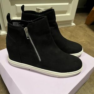 Madden Girl high top black sneakers